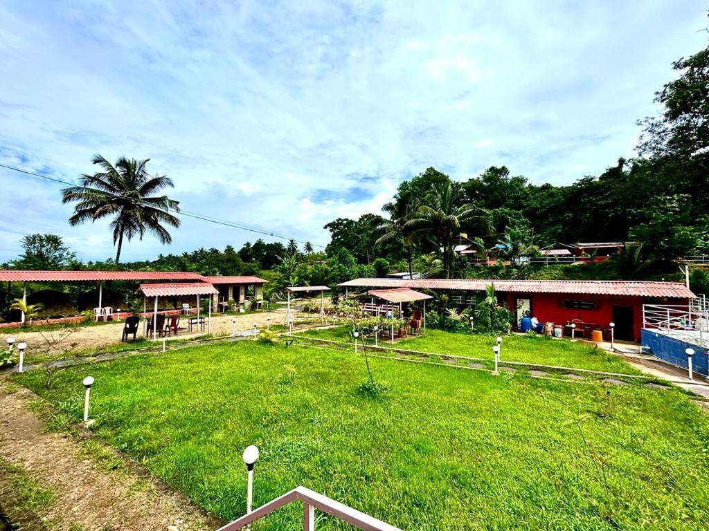 Dandeli Goldfinch Resort Eksteriør bilde