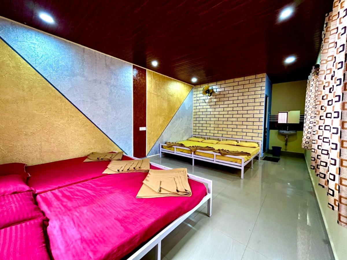 Dandeli Goldfinch Resort Eksteriør bilde